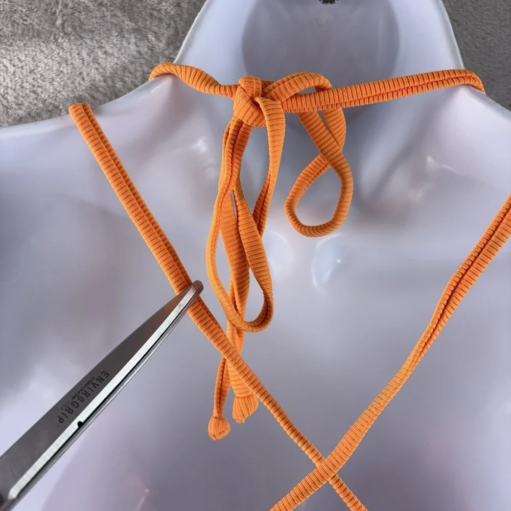 Lovers + Friends Bikini Top Womens Size‎ Medium Orange Ribbed Ring Halter - Picture 4 of 5
